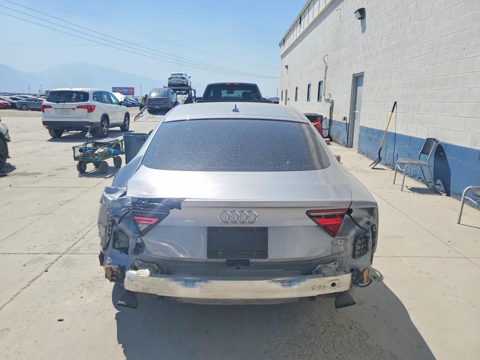 2016 Audi A7 მანქანა იყიდება აუქციონზე, vin: WAUWGAFC5GN056541, აუქციონის ნომერი: 58821006