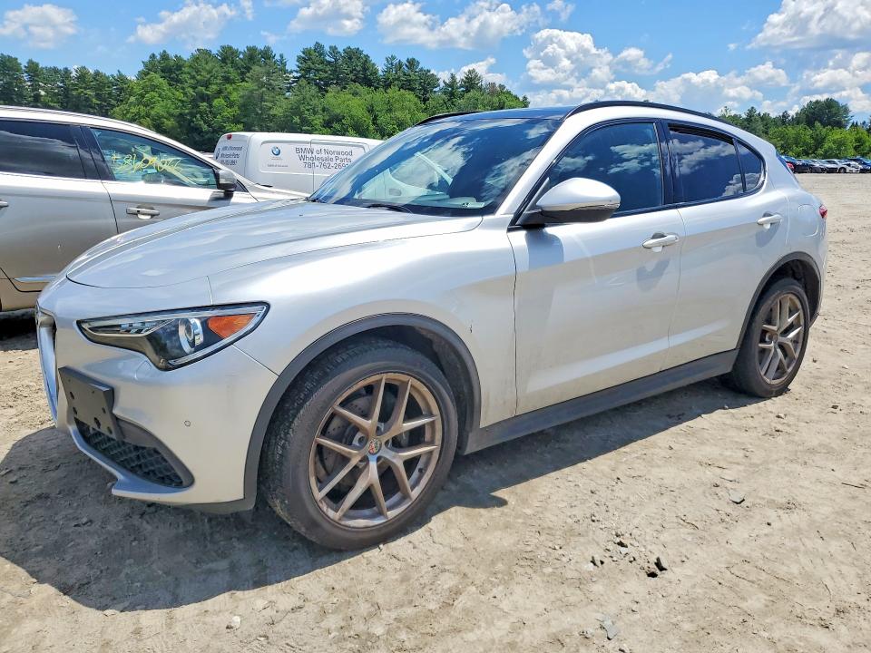 Aukcja sprzedaży 2018 Alfa Romeo Stelvio, vin: ZASFAKNN7J7B99636, numer aukcji: 55597306