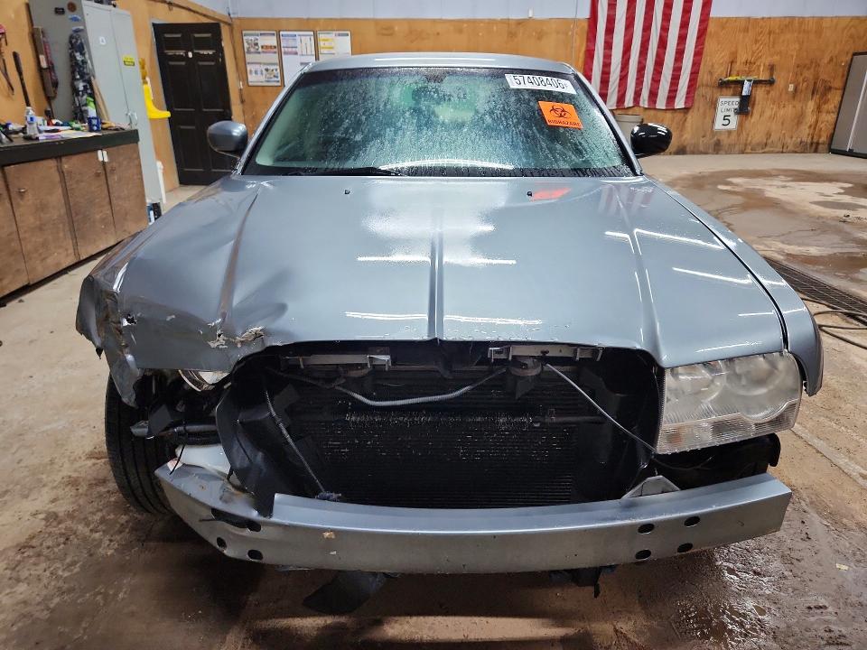 Продажа на аукционе авто 2006 Chrysler 300, vin: 2C3KA53G86H425129, номер лота: 57408406