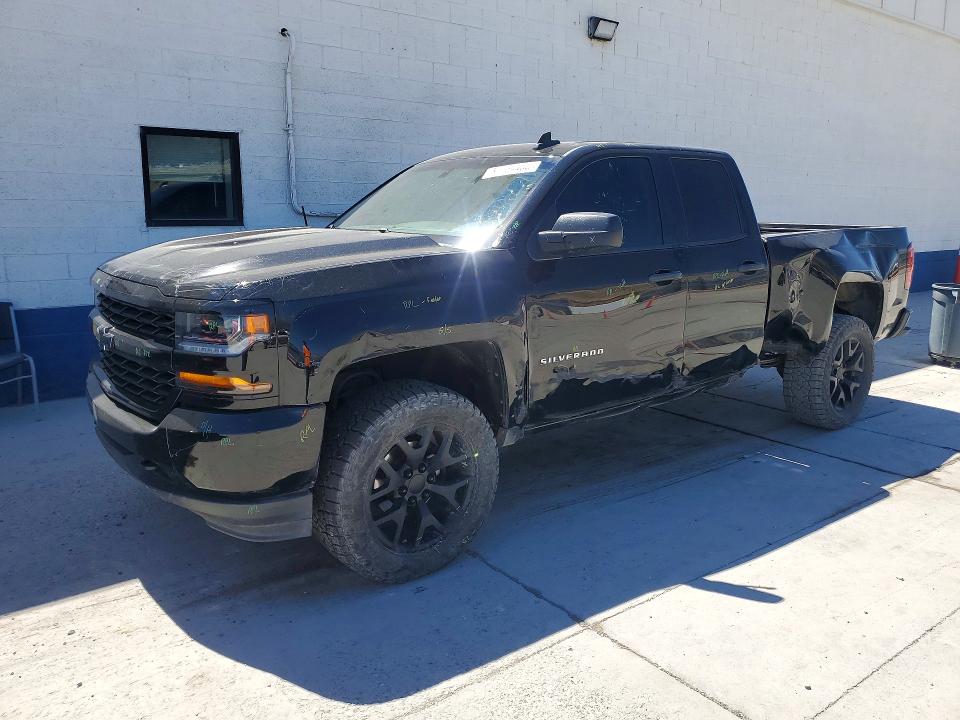 57154486 :رقم المزاد ، 1GCVKPEC1JZ377400 vin ، 2018 Chevrolet Silverado مزاد بيع