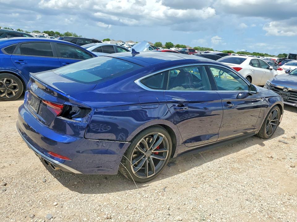 56835856 :رقم المزاد ، WAUC4CF51JA127371 vin ، 2018 Audi S5 مزاد بيع