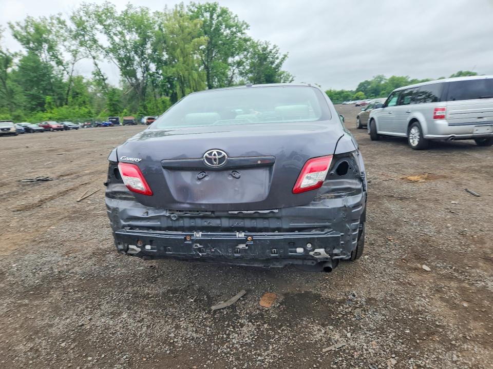 57510866 :رقم المزاد ، 4T1BF3EK1AU032867 vin ، 2010 Toyota Camry مزاد بيع