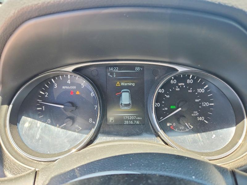 2015 Nissan Rogue მანქანა იყიდება აუქციონზე, vin: 5N1AT2MV0FC902678, აუქციონის ნომერი: 55629536