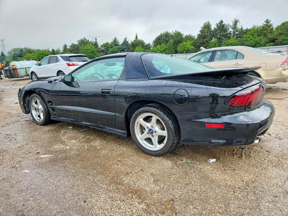 2000 Pontiac Firebird მანქანა იყიდება აუქციონზე, vin: 2G2FV22G1Y2165930, აუქციონის ნომერი: 56428936