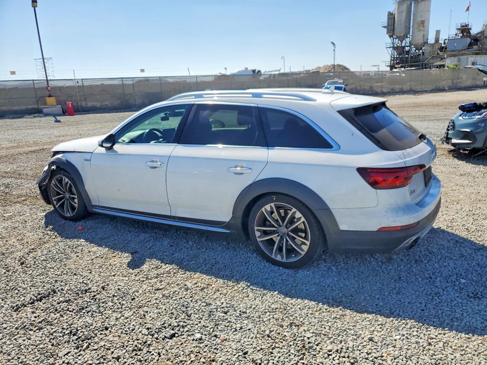58222546 :رقم المزاد ، WA17NAF40JA077750 vin ، 2018 Audi A4 Allroad مزاد بيع