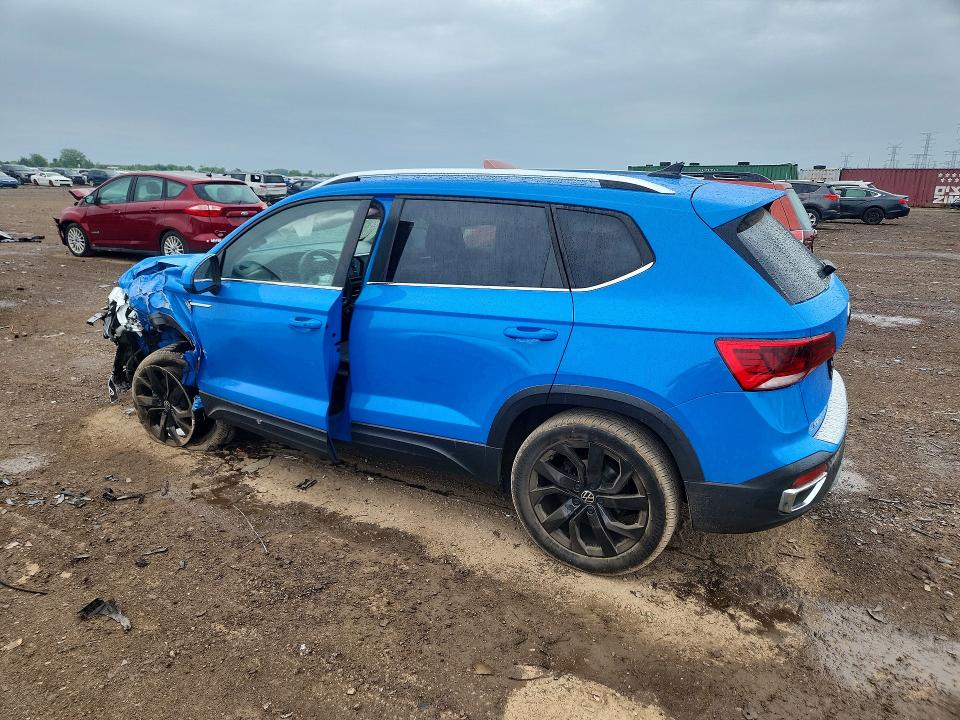 55465586 :رقم المزاد ، 3VVLX7B27NM059620 vin ، 2022 Volkswagen Taos مزاد بيع