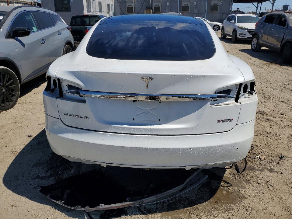 57381386 :رقم المزاد ، 5YJSA1E40GF134171 vin ، 2016 Tesla Model S مزاد بيع