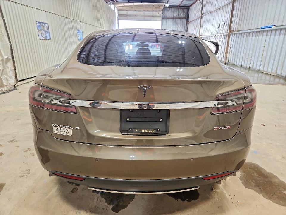 2015 Tesla Model S მანქანა იყიდება აუქციონზე, vin: 5YJSA1H49FF095882, აუქციონის ნომერი: 53952166
