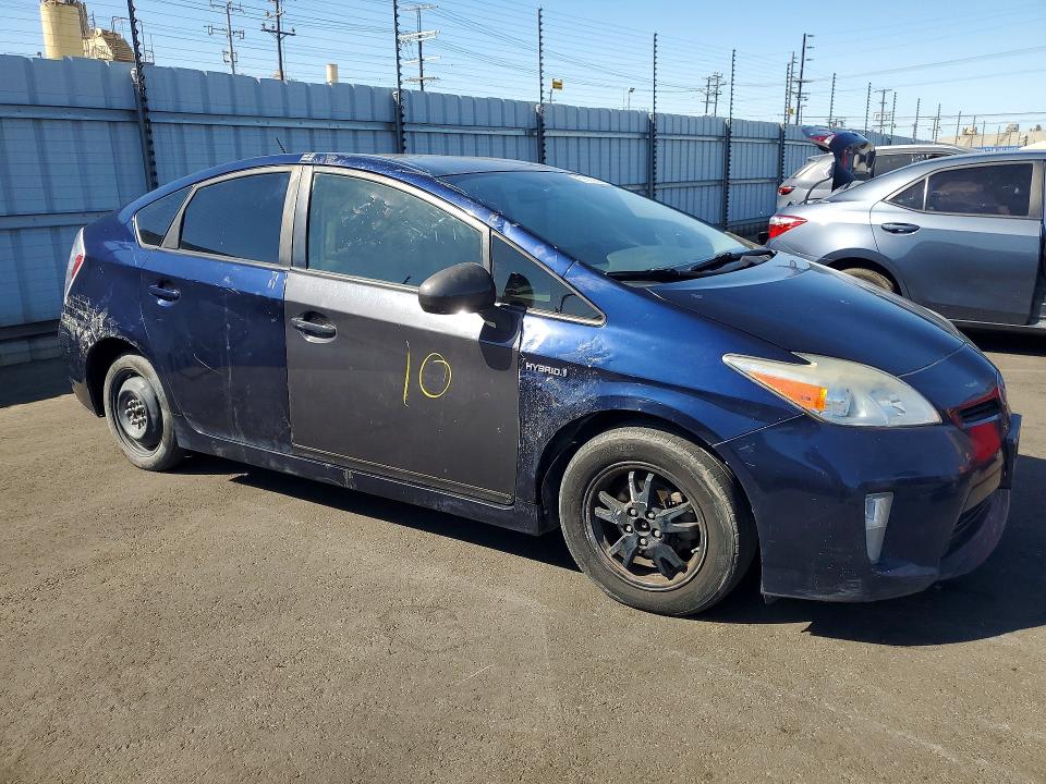 57597966 :رقم المزاد ، JTDKN3DU1F0458454 vin ، 2015 Toyota Prius مزاد بيع