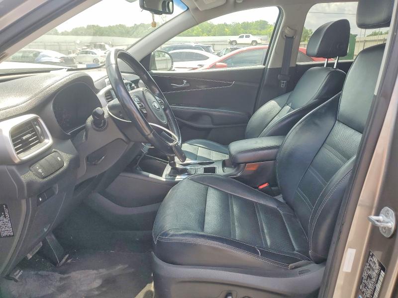 2017 Kia Sorento მანქანა იყიდება აუქციონზე, vin: 5XYPG4A32HG273943, აუქციონის ნომერი: 59225026