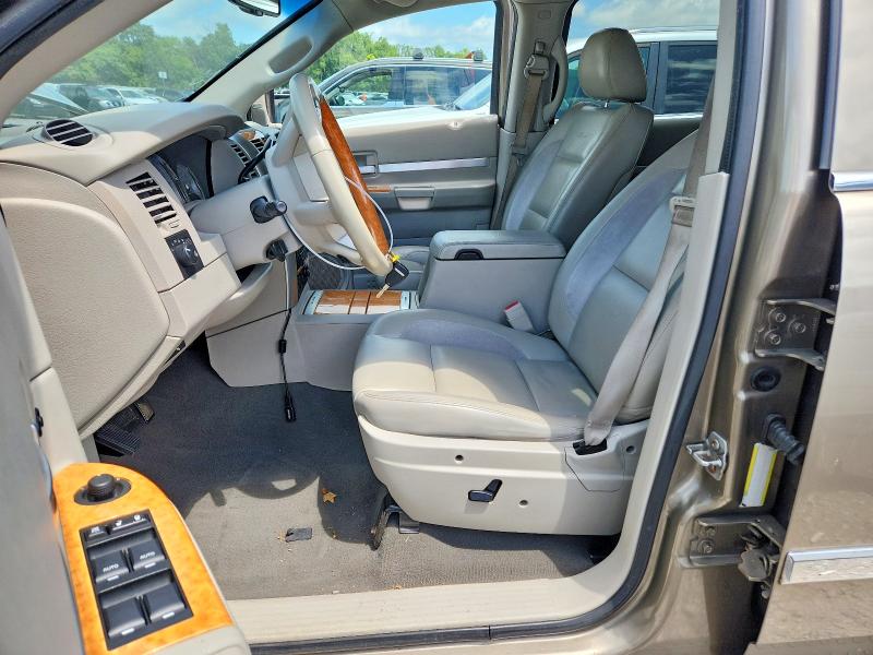 58379766 :رقم المزاد ، 1A8HX58277F571406 vin ، 2007 Chrysler Aspen مزاد بيع