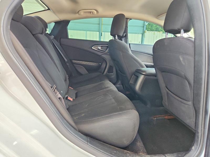 2015 Chrysler 200 მანქანა იყიდება აუქციონზე, vin: 1C3CCCAB3FN580303, აუქციონის ნომერი: 57137406
