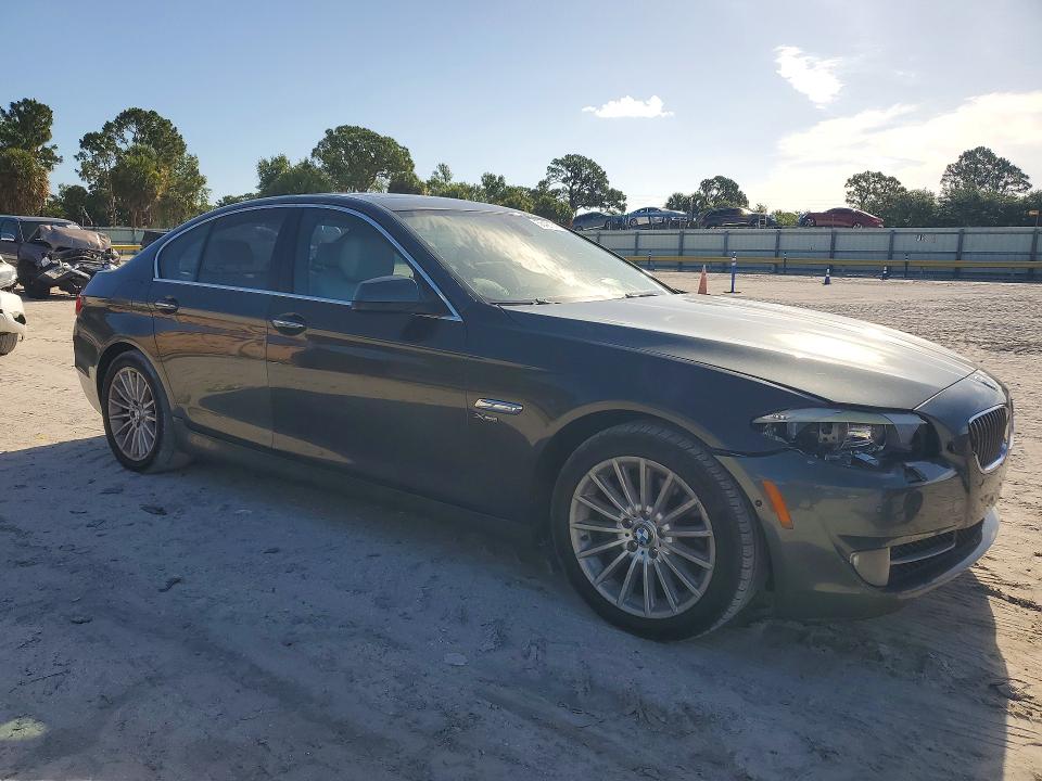 56421376 :رقم المزاد ، WBAFU7C52DDU68080 vin ، 2013 Bmw 535 مزاد بيع