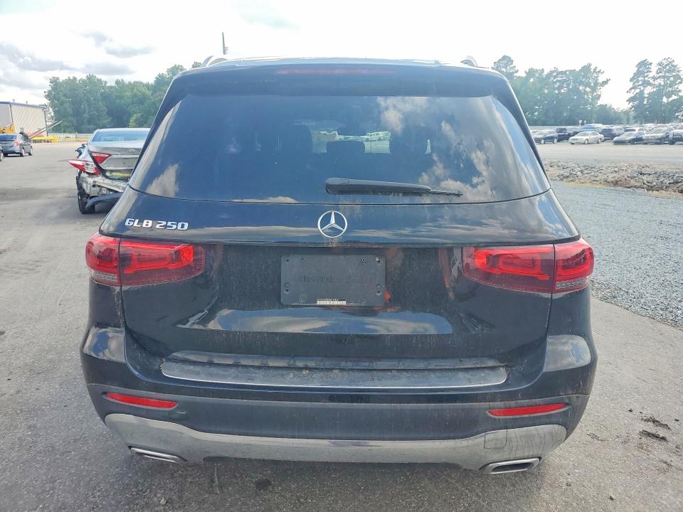 57860416 :رقم المزاد ، W1N4M4GB8MW107863 vin ، 2021 Mercedes-benz Glb مزاد بيع