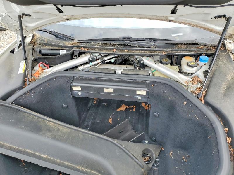 57861356 :رقم المزاد ، 5YJSA1H16EFP57440 vin ، 2014 Tesla Model S مزاد بيع