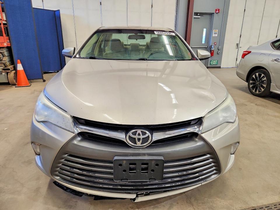 2016 Toyota Camry მანქანა იყიდება აუქციონზე, vin: 4T4BF1FK5GR530605, აუქციონის ნომერი: 56862936