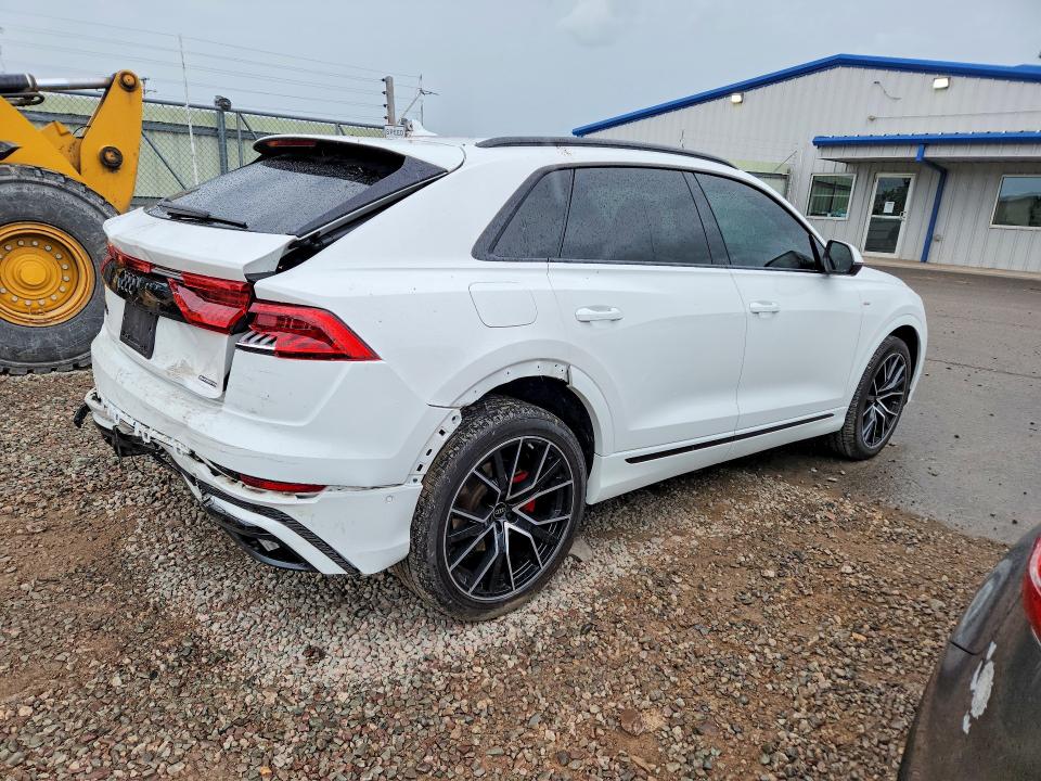 2022 Audi Q8 მანქანა იყიდება აუქციონზე, vin: WA1EVBF11ND033652, აუქციონის ნომერი: 58804906