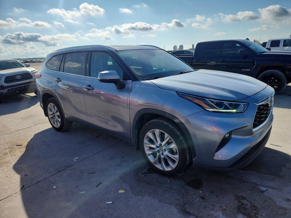 56827366 :رقم المزاد ، 5TDKDRAH1PS022781 vin ، 2023 Toyota Highlander مزاد بيع