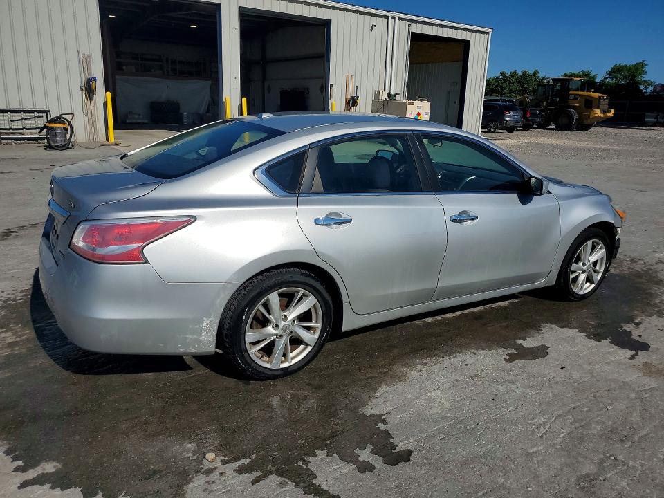 2013 Nissan Altima მანქანა იყიდება აუქციონზე, vin: 1N4AL3AP2DC172100, აუქციონის ნომერი: 57223546