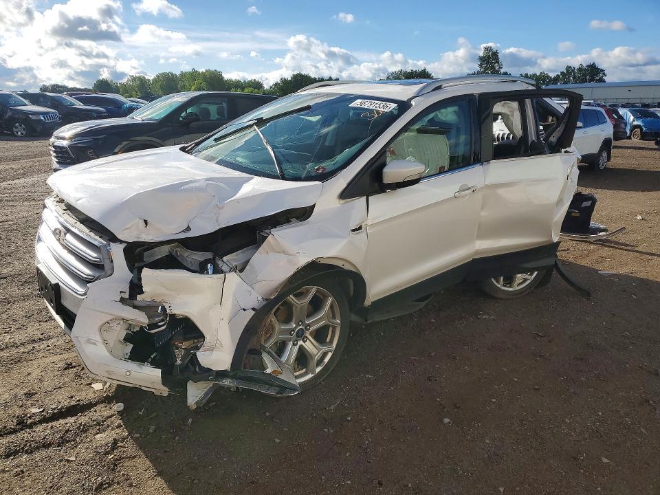 2018 Ford Escape მანქანა იყიდება აუქციონზე, vin: 1FMCU0J93JUA10283, აუქციონის ნომერი: 56791536