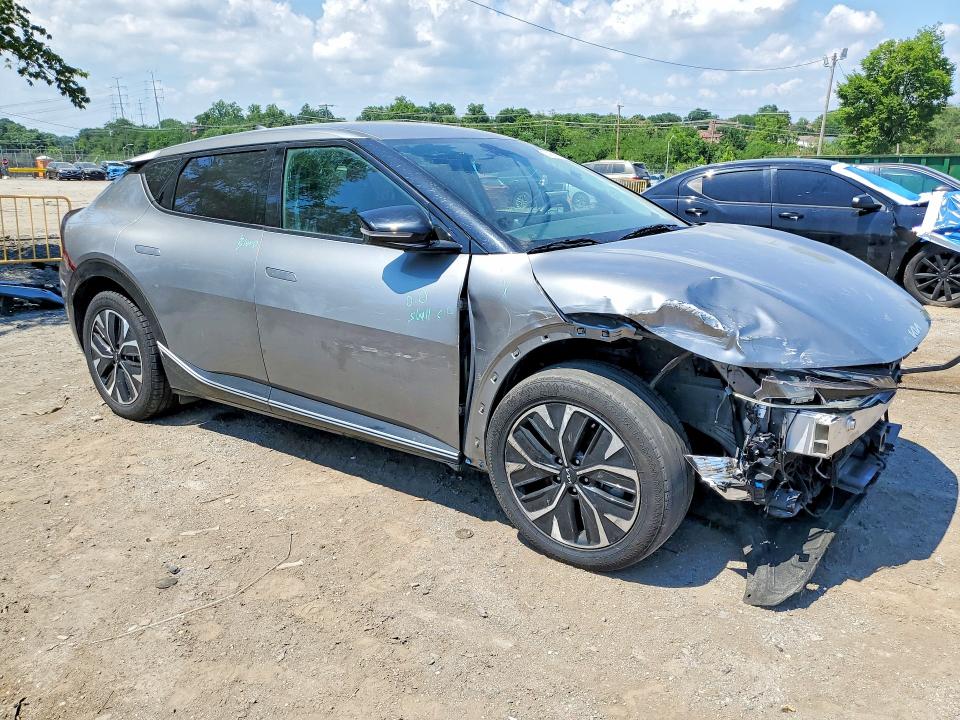 2023 Kia Ev6 მანქანა იყიდება აუქციონზე, vin: KNDC34LA5P5130255, აუქციონის ნომერი: 74516195