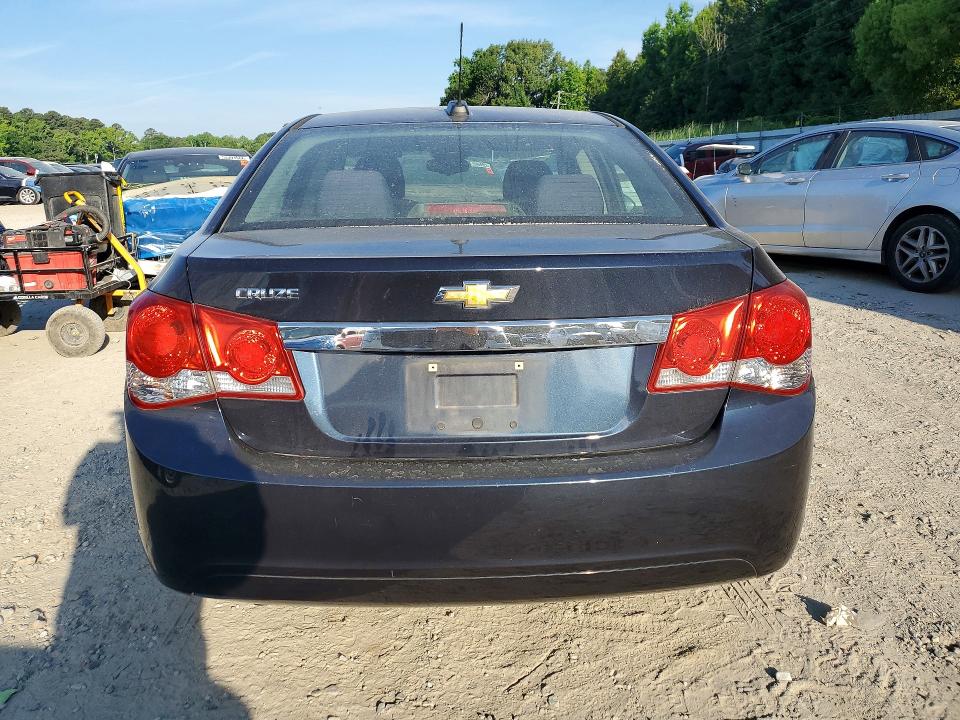 56135806 :رقم المزاد ، 1G1PA5SH6F7151333 vin ، 2015 Chevrolet Cruze مزاد بيع