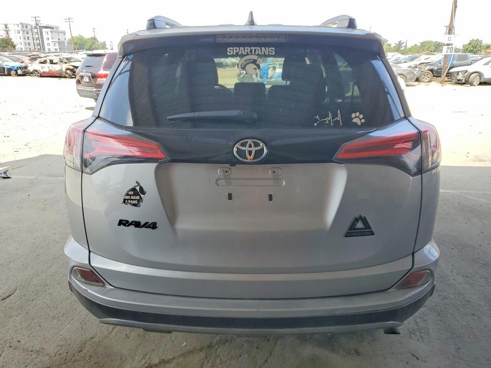 Aukcja sprzedaży 2018 Toyota Rav4, vin: 2T3RFREV8JW730458, numer aukcji: 55576176