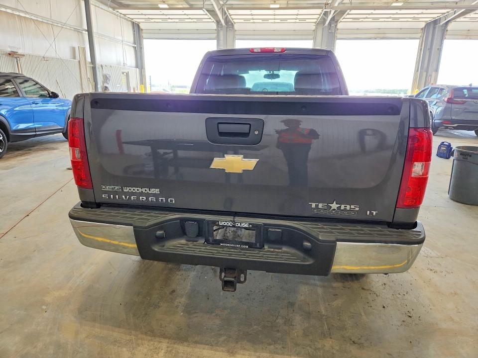 56155736 :رقم المزاد ، 1GCRCSE03BZ298092 vin ، 2011 Chevrolet Silverado مزاد بيع