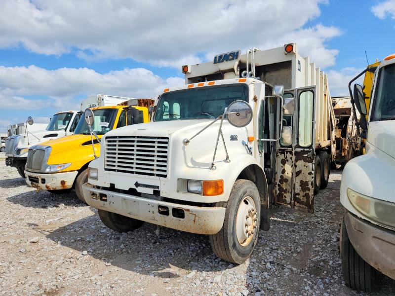 55908396 :رقم المزاد ، 1HTSDAARXWH498530 vin ، 1998 International 4000 مزاد بيع