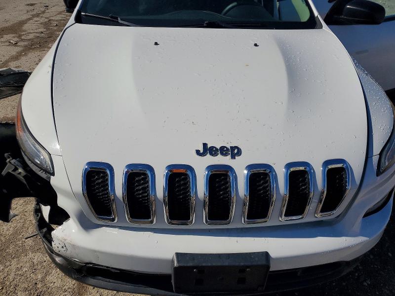 56047496 :رقم المزاد ، 1C4PJLAB8FW760440 vin ، 2015 Jeep Cherokee مزاد بيع