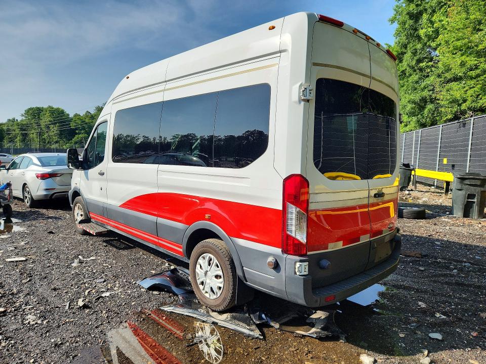 56372096 :رقم المزاد ، 1FTBW2XMXHKB48832 vin ، 2017 Ford Transit مزاد بيع