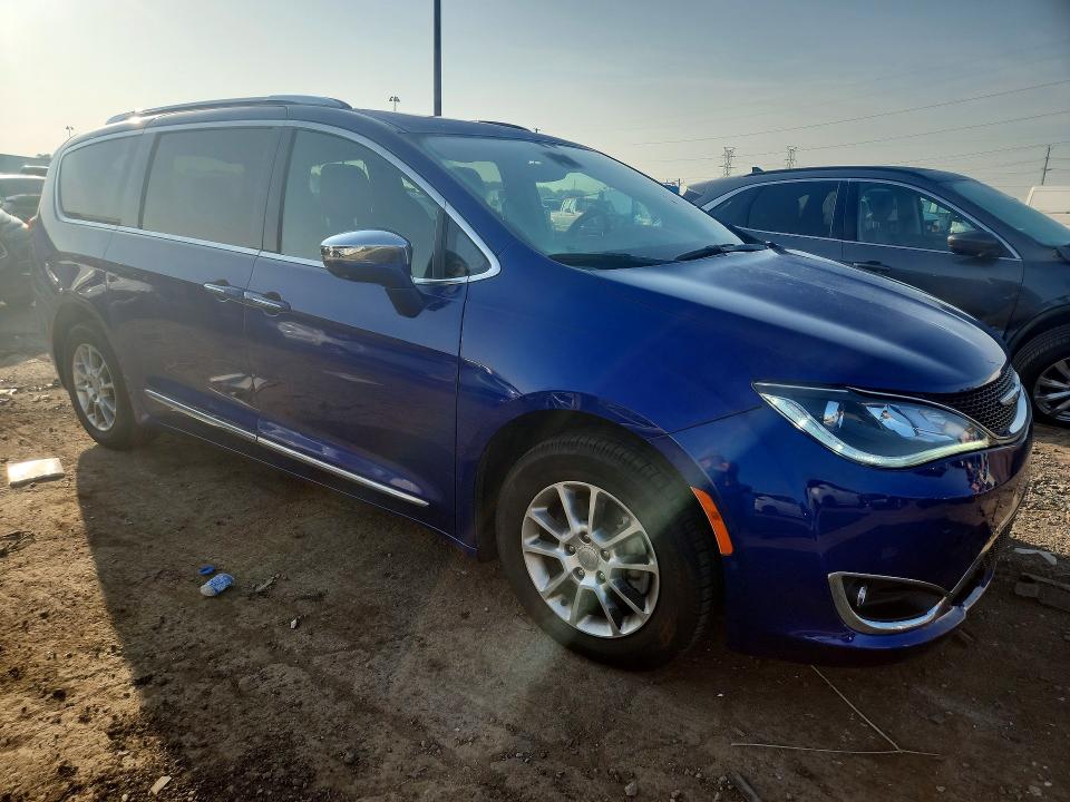 58933956 :رقم المزاد ، 2C4RC1GG3LR104869 vin ، 2020 Chrysler Pacifica مزاد بيع