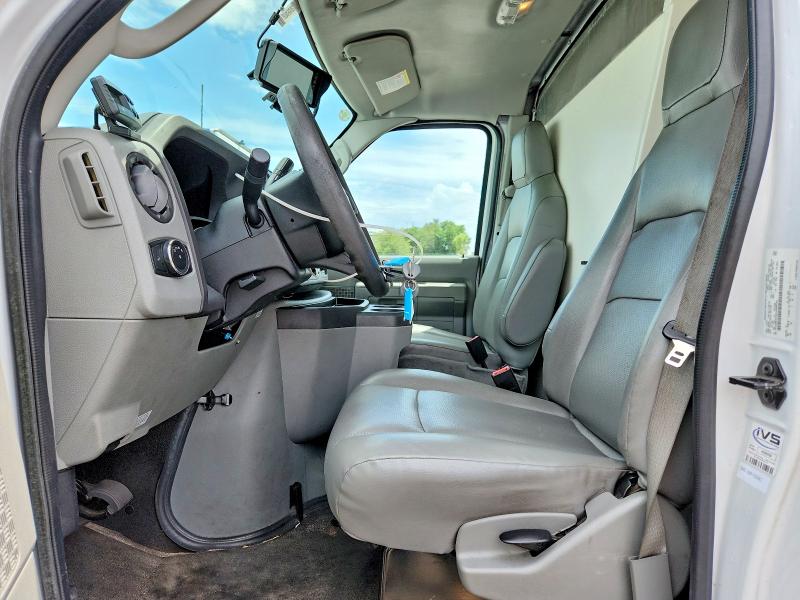 55572916 :رقم المزاد ، 1FDWE3FK5PDD09743 vin ، 2023 Ford E350 مزاد بيع