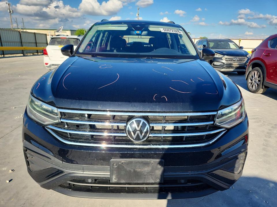 55972326 :رقم المزاد ، 3VVRB7AX8PM065189 vin ، 2023 Volkswagen Tiguan مزاد بيع