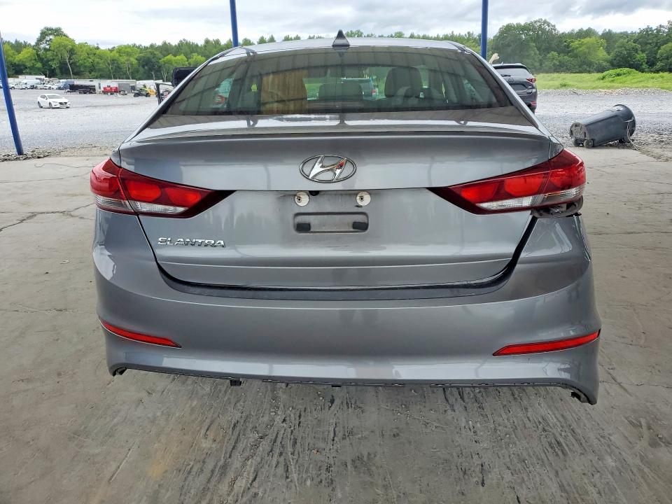 58568276 :رقم المزاد ، 5NPD84LF8JH318406 vin ، 2018 Hyundai Elantra مزاد بيع