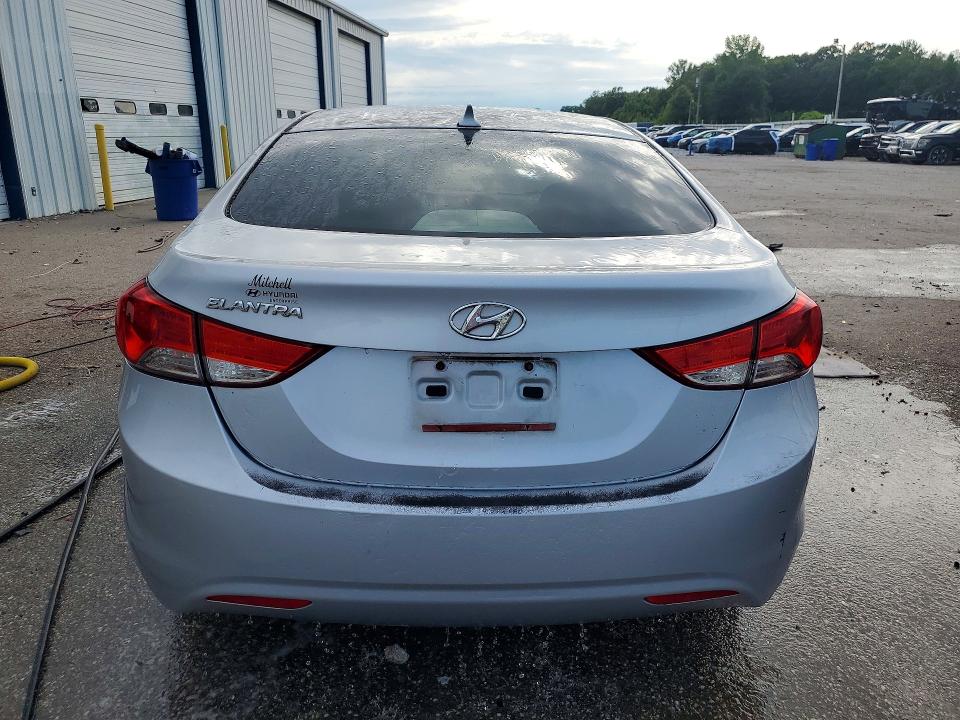 58334846 :رقم المزاد ، 5NPDH4AE4BH025470 vin ، 2011 Hyundai Elantra مزاد بيع
