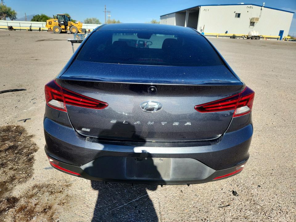 58461156 :رقم المزاد ، 5NPD74LF3LH608350 vin ، 2020 Hyundai Elantra مزاد بيع