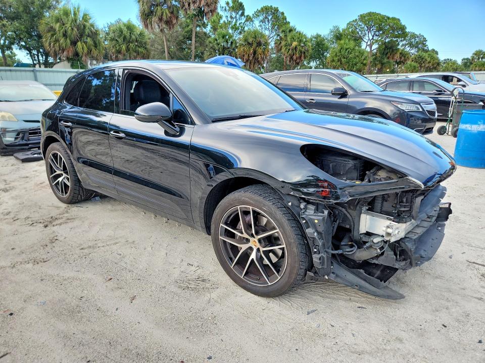 58190496 :رقم المزاد ، WP1AA2A53NLB03263 vin ، 2022 Porsche Macan مزاد بيع