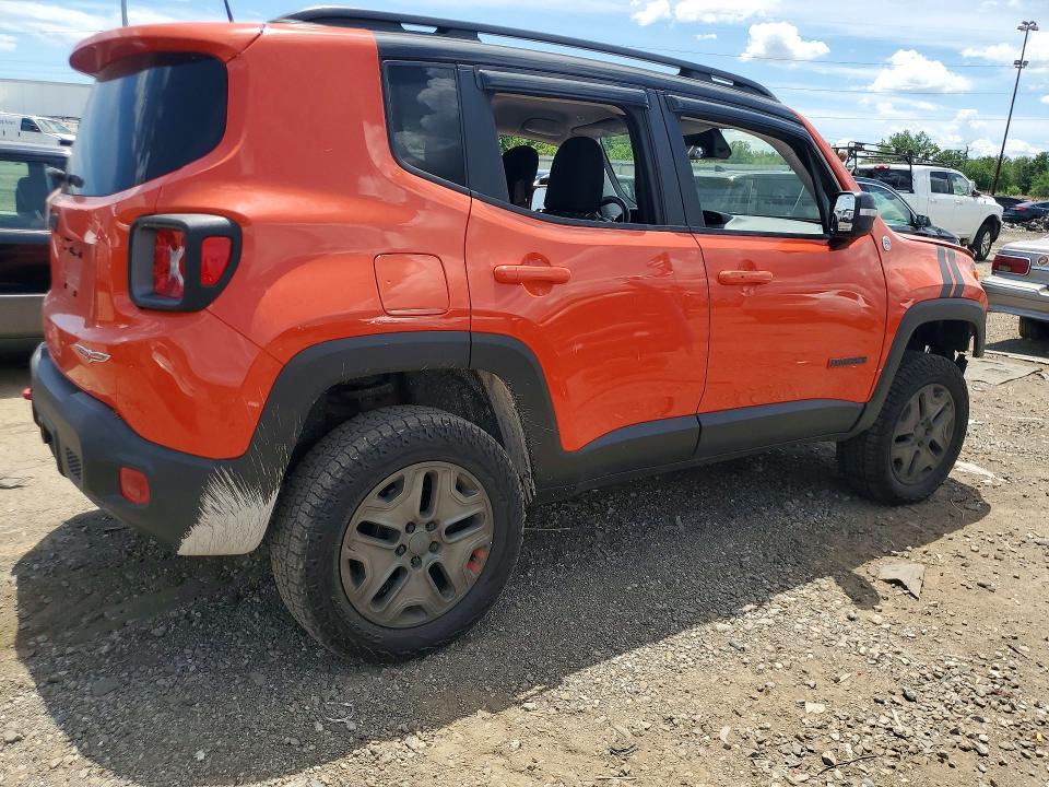 57345876 :رقم المزاد ، ZACCJBCB6JPG73390 vin ، 2018 Jeep Renegade مزاد بيع
