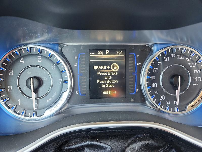 58099066 :رقم المزاد ، 1C3CCCAB9FN708799 vin ، 2015 Chrysler 200 مزاد بيع