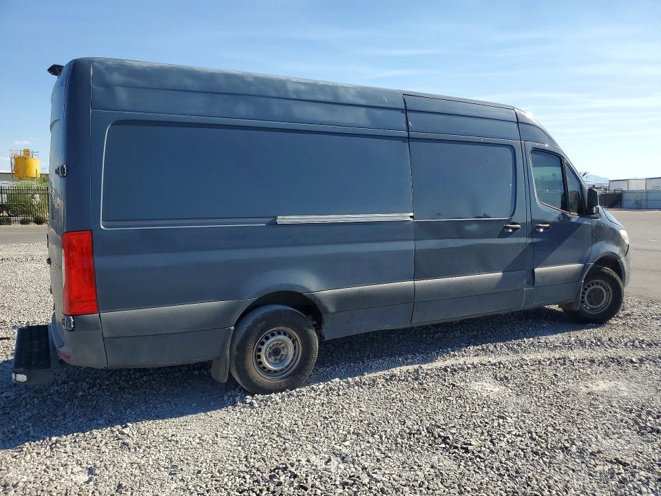 57398336 :رقم المزاد ، WD4PF1CD8KP109176 vin ، 2019 Mercedes-benz Sprinter مزاد بيع