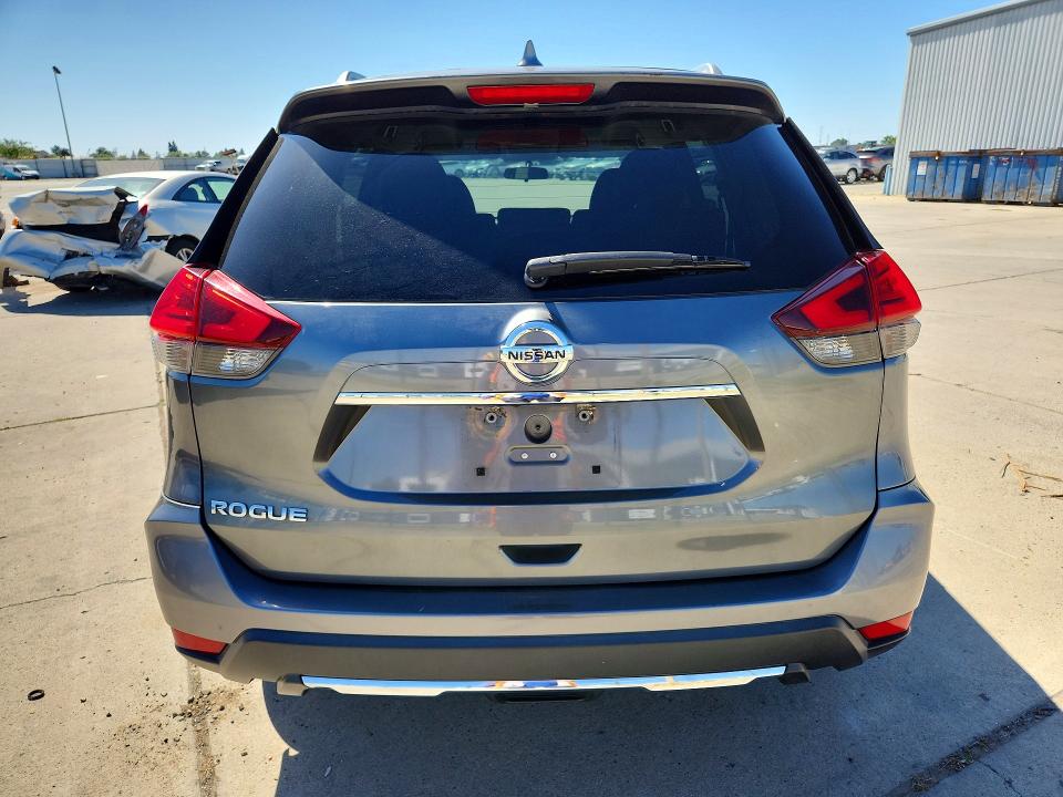 56308796 :رقم المزاد ، 5N1AT2MN5HC834820 vin ، 2017 Nissan Rogue مزاد بيع