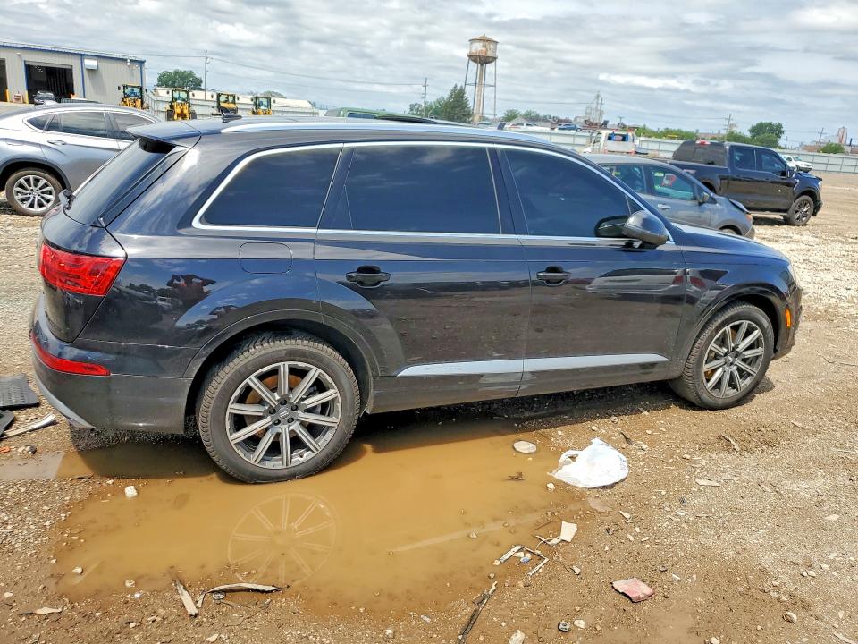 56119396 :رقم المزاد ، WA1LHAF74KD017731 vin ، 2019 Audi Q7 مزاد بيع