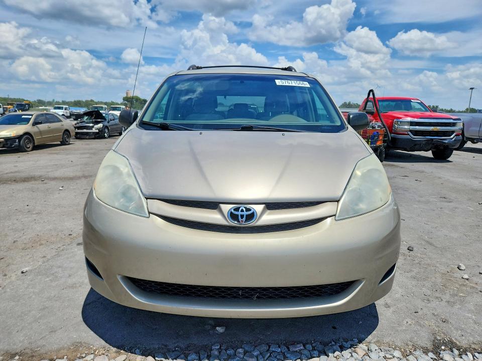 Продаж на аукціоні авто 2010 Toyota Sienna, vin: 5TDKK4CC5AS314998, номер лоту: 57671666