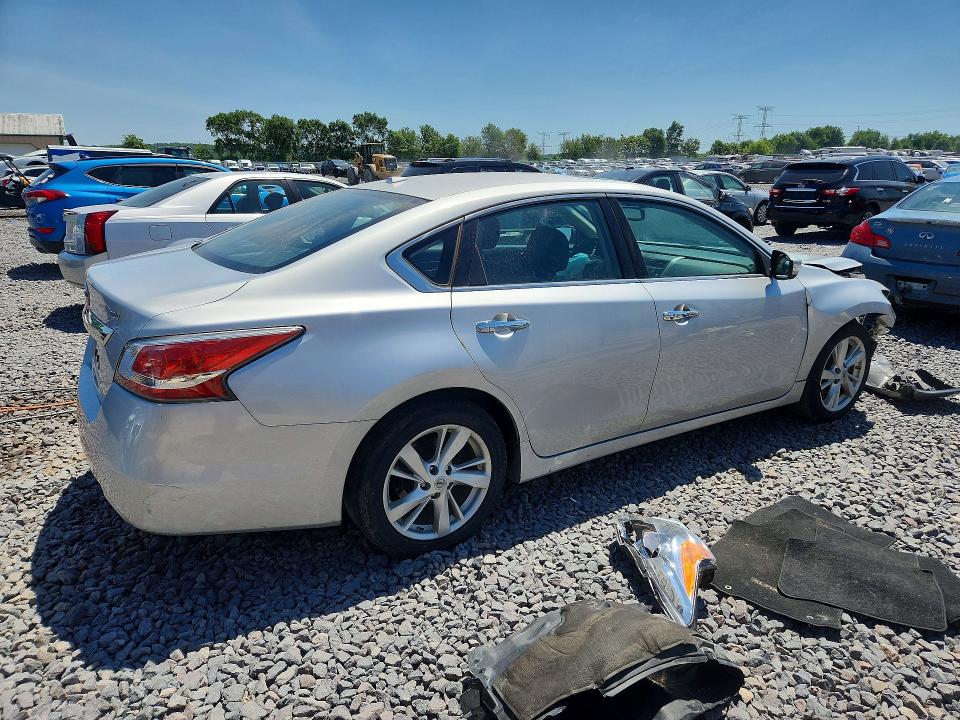 Продажа на аукционе авто 2015 Nissan Altima, vin: 1N4AL3APXFC597311, номер лота: 55915166