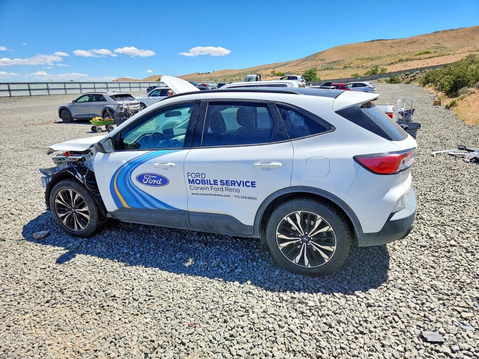 Продаж на аукціоні авто 2022 Ford Escape, vin: 1FMCU9G67NUB63000, номер лоту: 49177216
