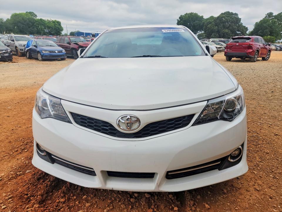57650006 :رقم المزاد ، 4T1BF1FKXEU838991 vin ، 2014 Toyota Camry مزاد بيع