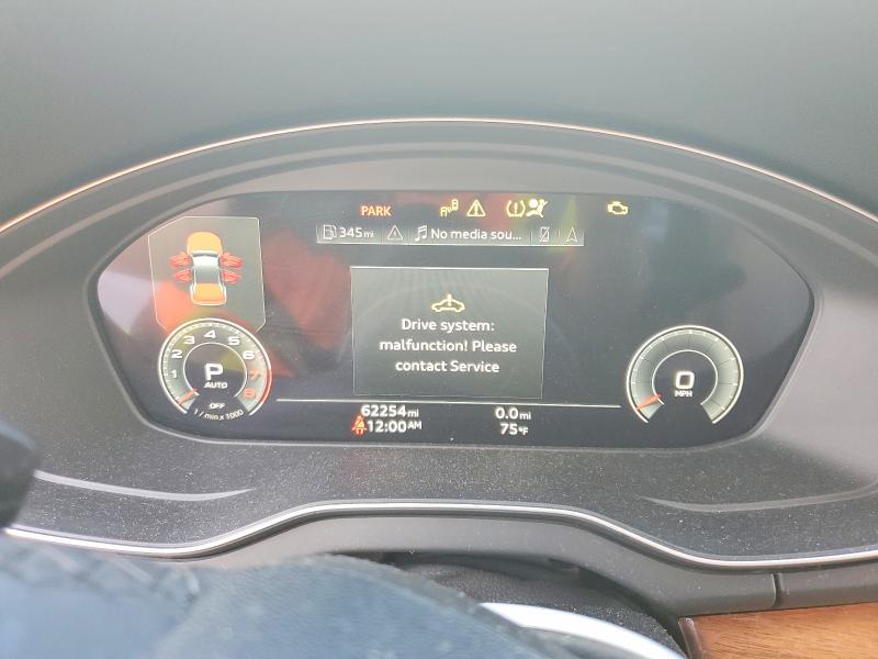 56041496 :رقم المزاد ، WA1EAAFY3N2111816 vin ، 2022 Audi Q5 مزاد بيع