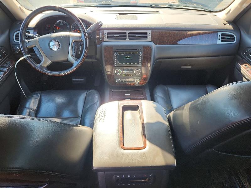 56936836 :رقم المزاد ، 1GKS2EEF6BR108817 vin ، 2011 Gmc Yukon مزاد بيع