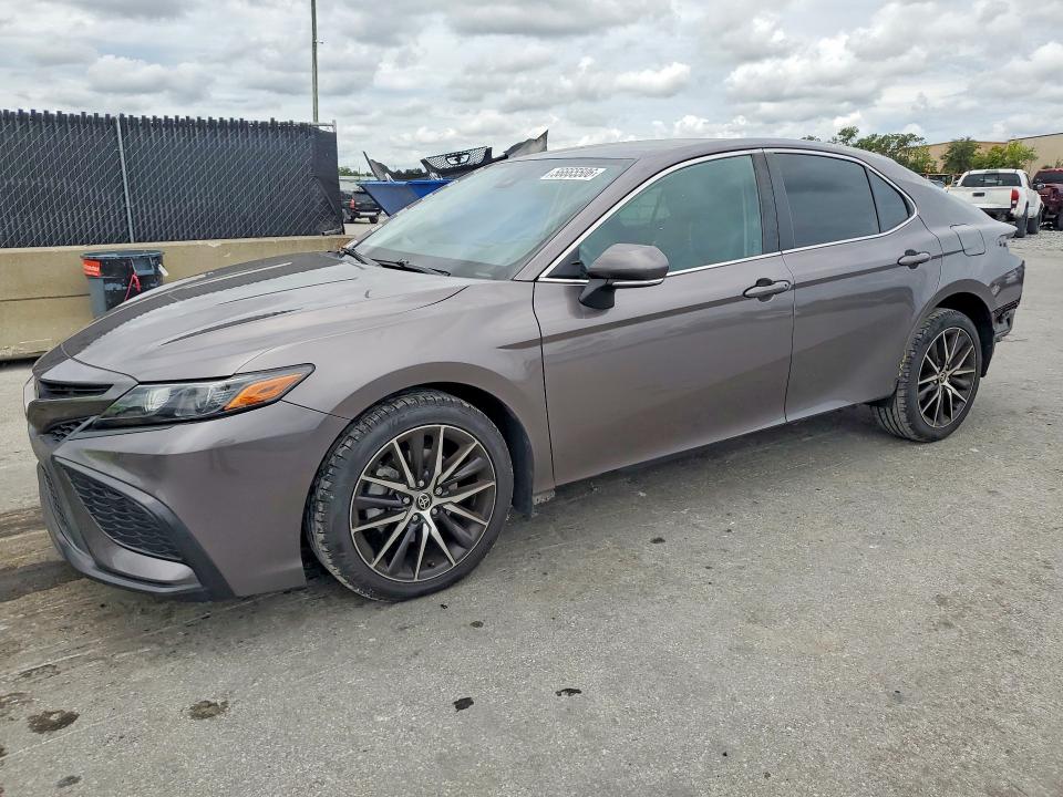Продажа на аукционе авто 2022 Toyota Camry, vin: 4T1G11AK0NU668524, номер лота: 56665506